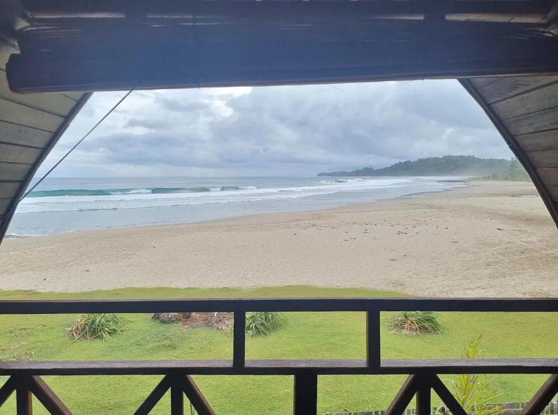 Momos Surf Shack Hotel Salul Bagian luar foto