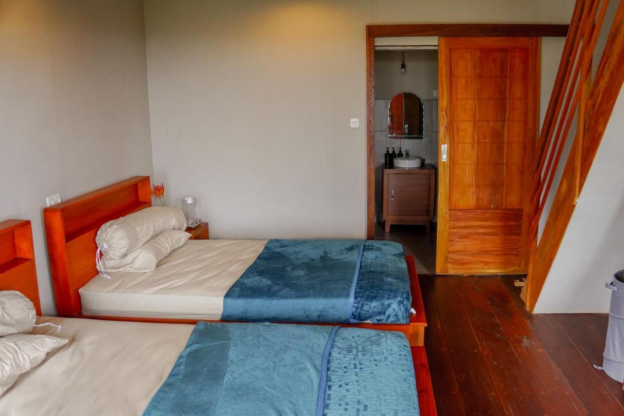 Momos Surf Shack Hotel Salul Bagian luar foto